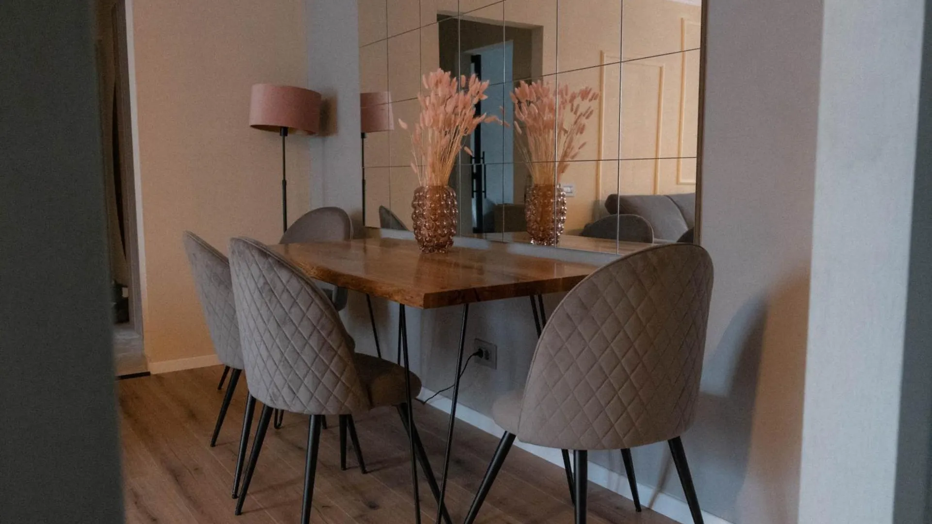 Cosy 2 Rooms Apartment In The Center Of The City Bucureşti