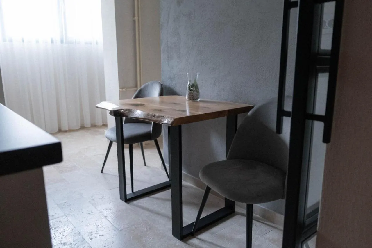 Cosy 2 Rooms Apartment In The Center Of The City Bucureşti