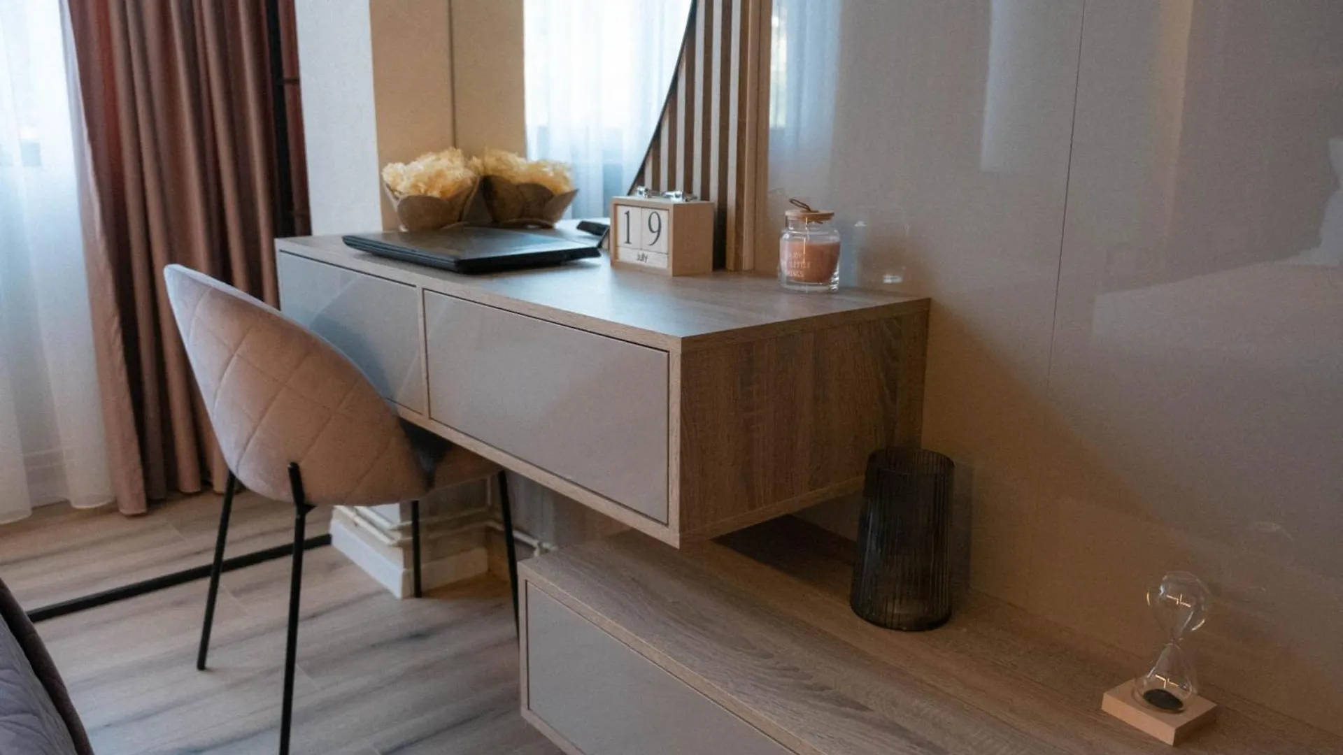 Cosy 2 Rooms Apartment In The Center Of The City Bucureşti