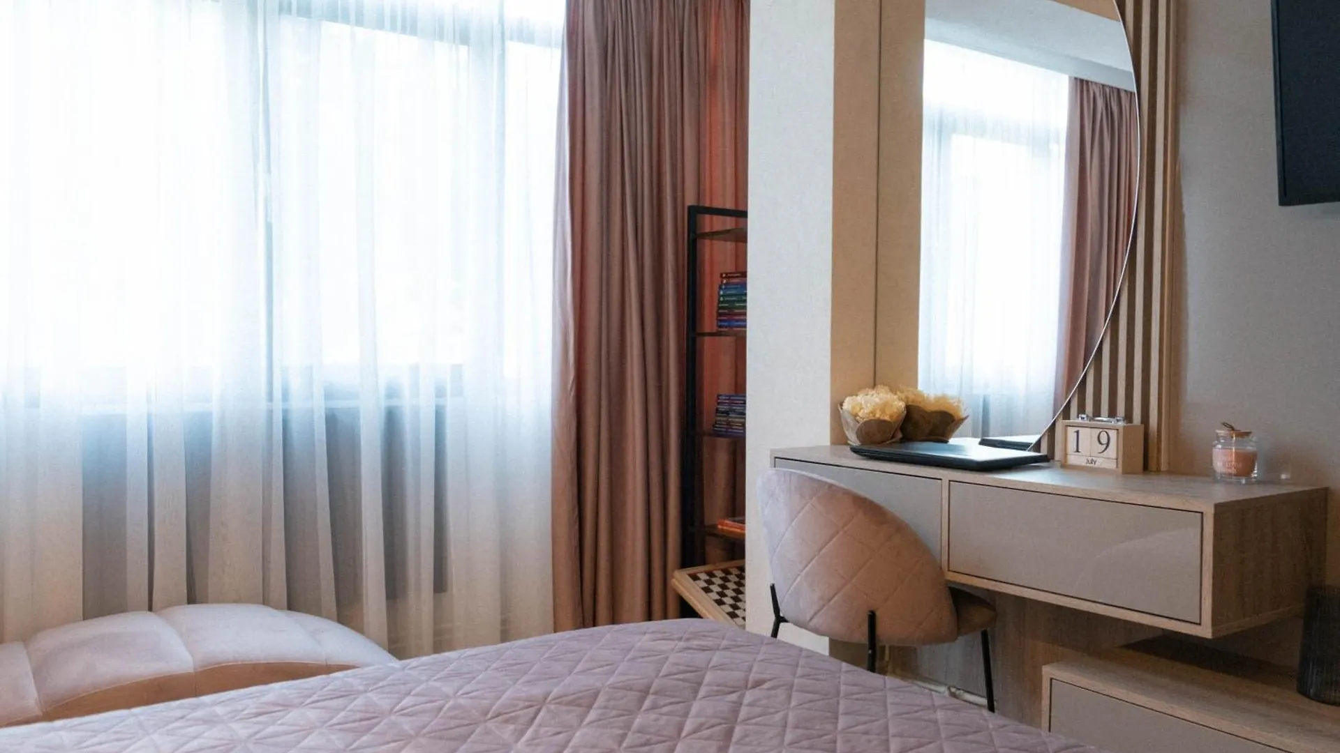 Cosy 2 Rooms Apartment In The Center Of The City Bucureşti