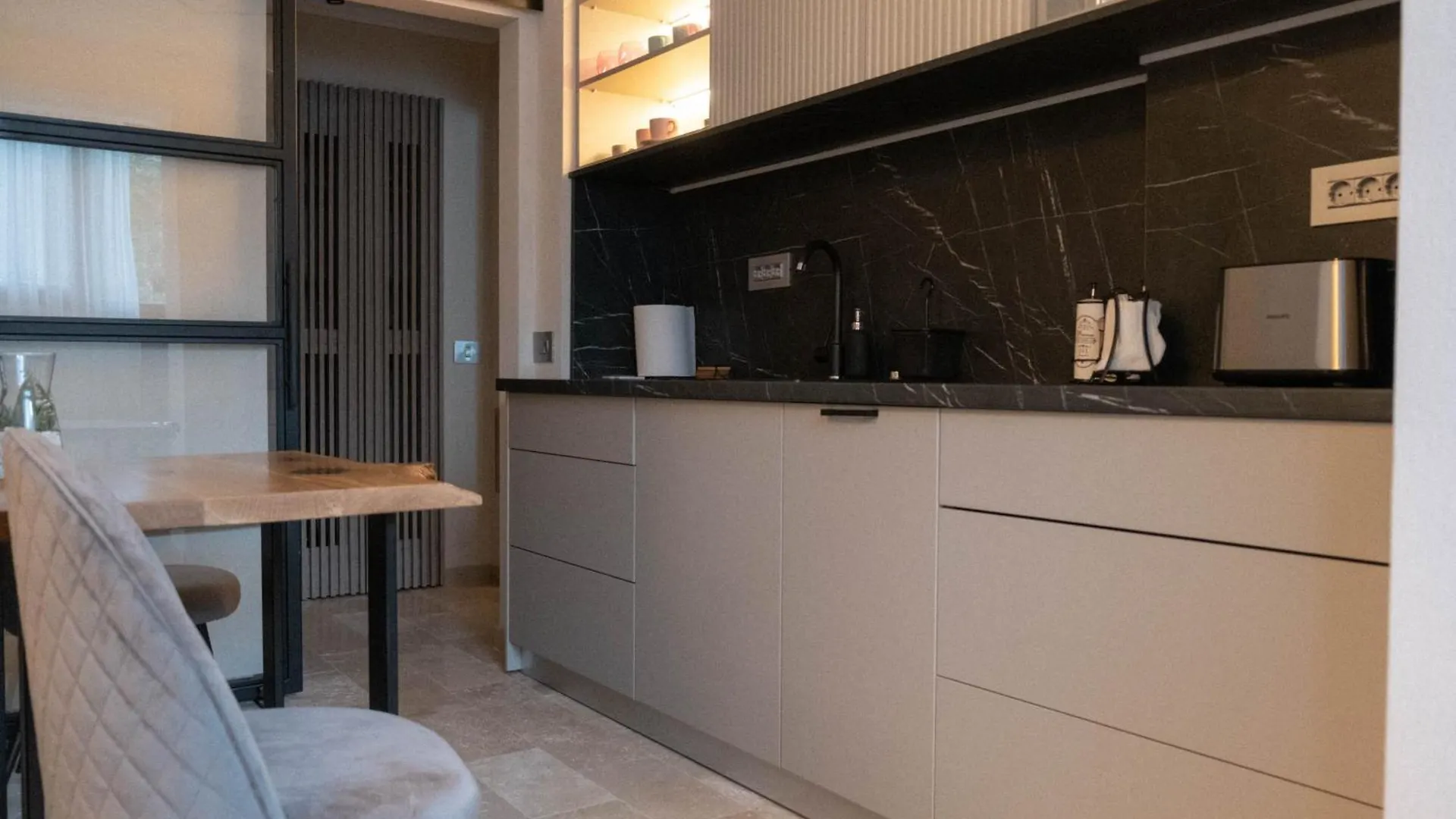 Cosy 2 Rooms Apartment In The Center Of The City Bucureşti 0*,