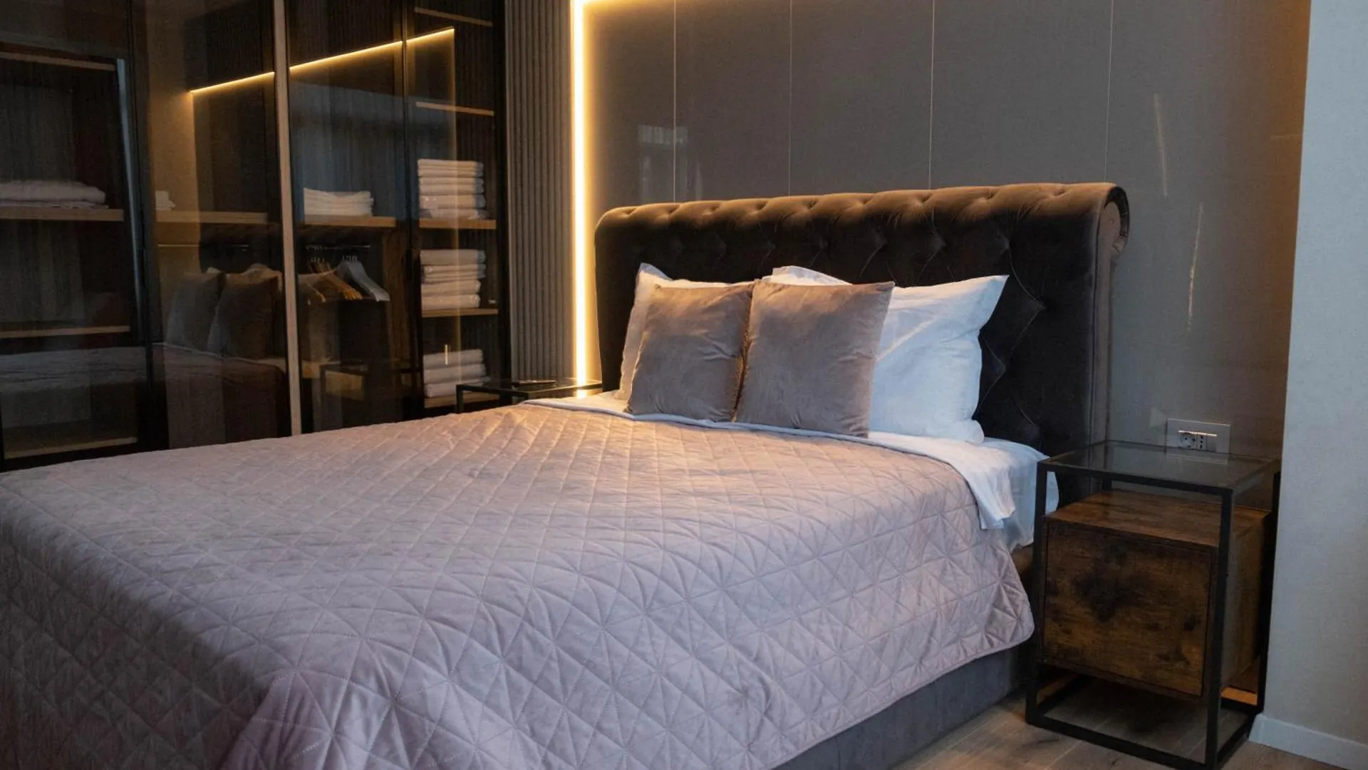 Cosy 2 Rooms Apartment In The Center Of The City Bucharest